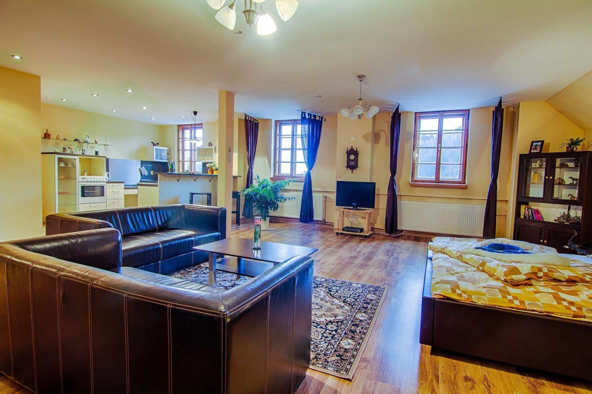 Hotel Posta Cerny Dul Εξωτερικό φωτογραφία